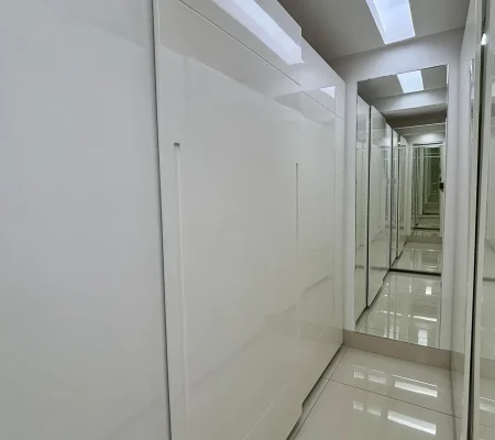TR002-1315610-15.webp