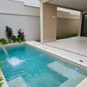 TR003-1315632-06.webp