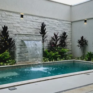 TR003-1315632-07.webp