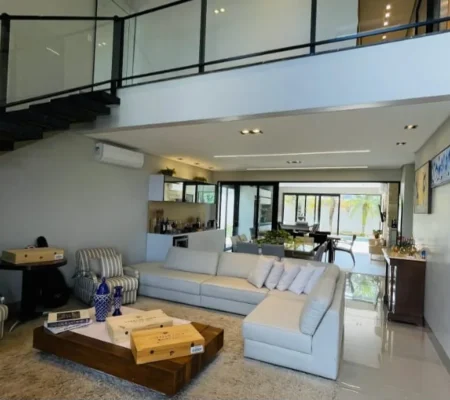 TR008-1320408-03.webp