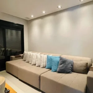 TR008-1320408-09.webp
