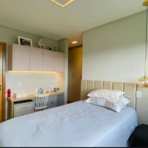 TR008-1320408-20.webp