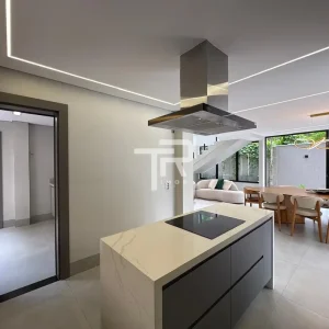 TR17-1323396-11.webp