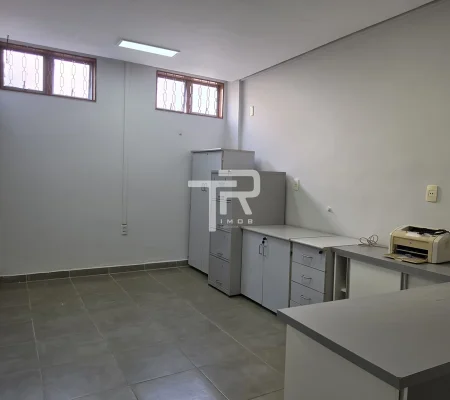 TR32-1366522-14.webp